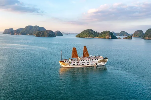 Hanoi & Halong Bay 3-Day Tour