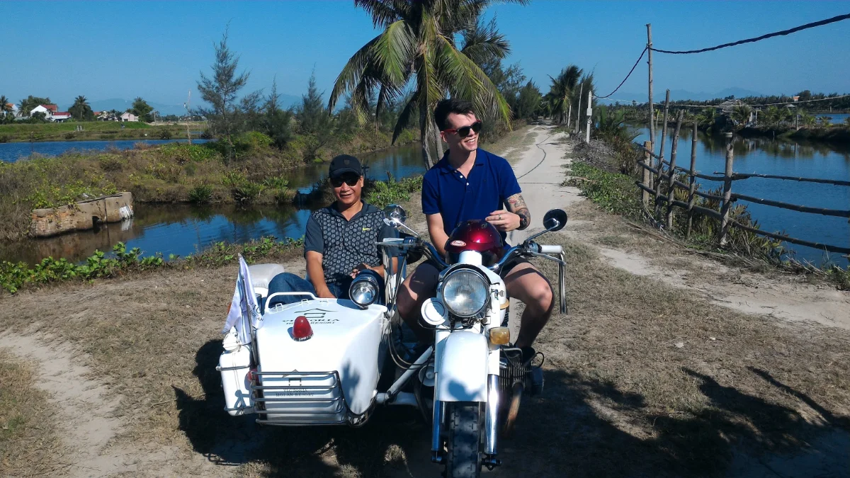 Andy Nguyen, Vietnamese local tour guide
