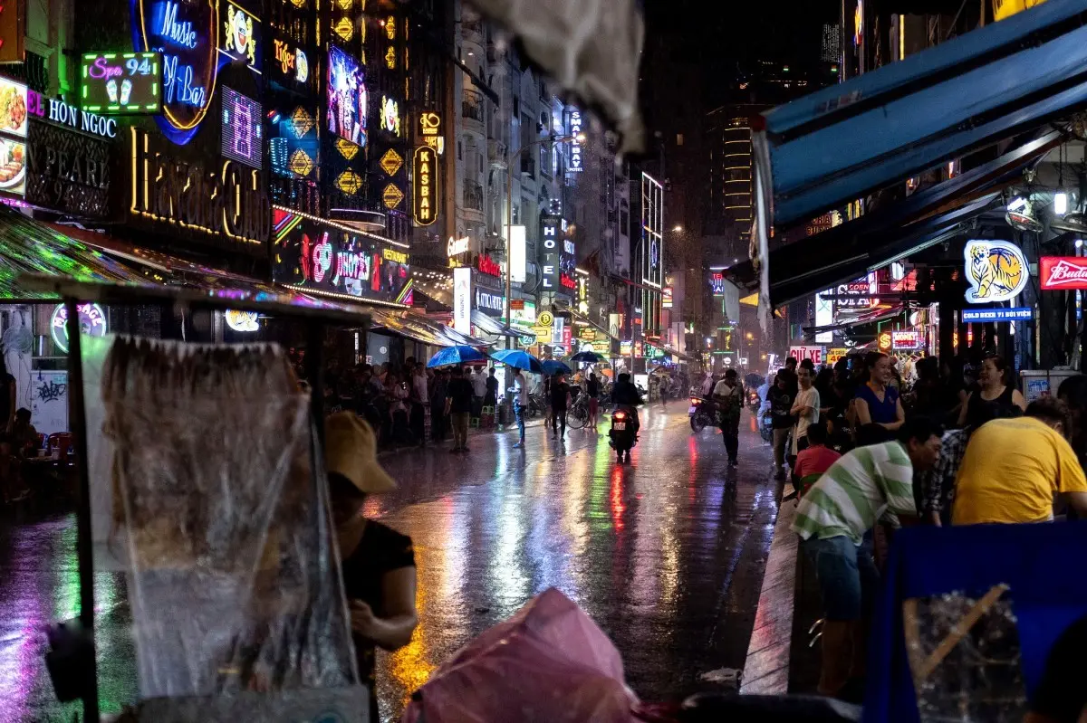 Saigon Night Experience
