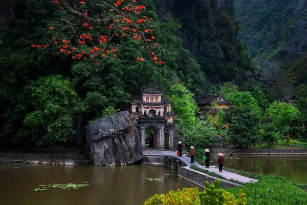 Hoa Lu ancient capital — Ninh Binh