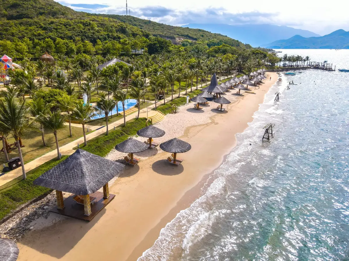 Hon Tam island Nha Trang white sand beach mud baths