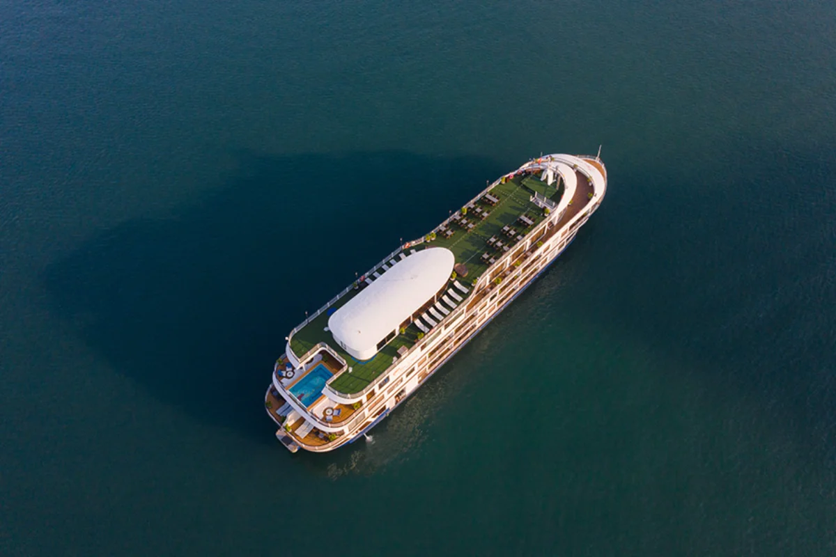 Mon Chéri Cruises – serene Lan Ha Bay honeymoon