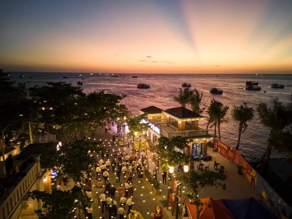 Sunset over a Phu Quoc beach